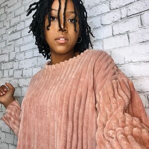 Women's Pink Ribbed Sweater